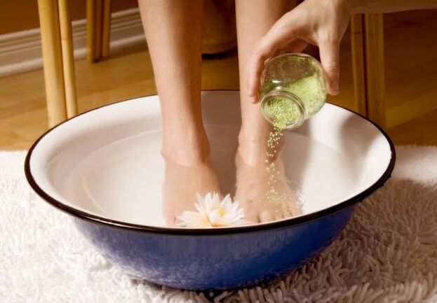 терапевтична вана за крака при гъбички